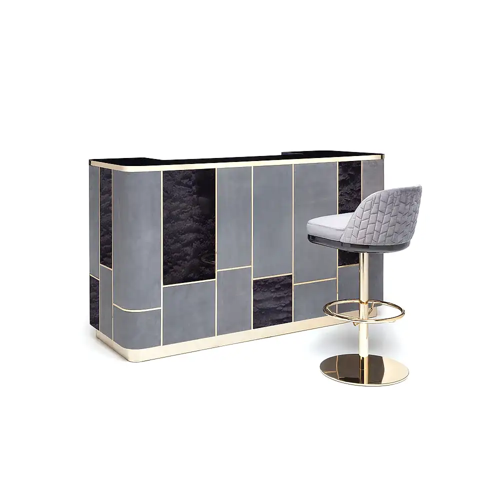 Charisma Bar Masası